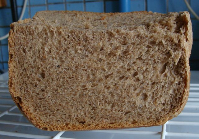 Selyansky kenyér kovászral kenyérsütőben