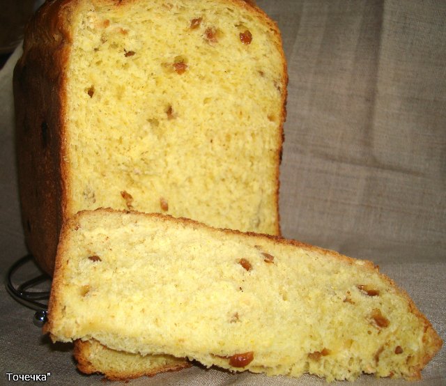 Pane bianco con uvetta, curcuma e zafferano (macchina per il pane)
