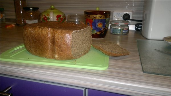 Rye bread 100% from peeled and seeded flour in HP.