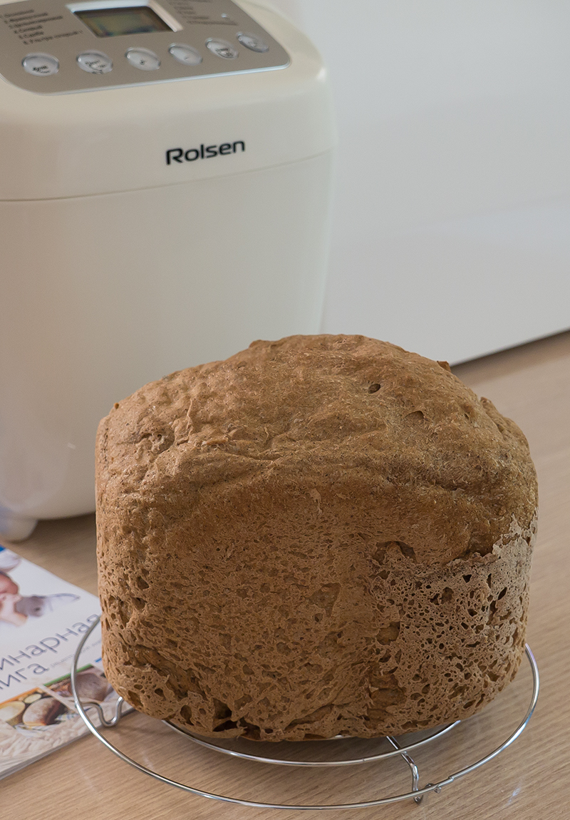 Wypiekacz do chleba Rolsen RBM-1160