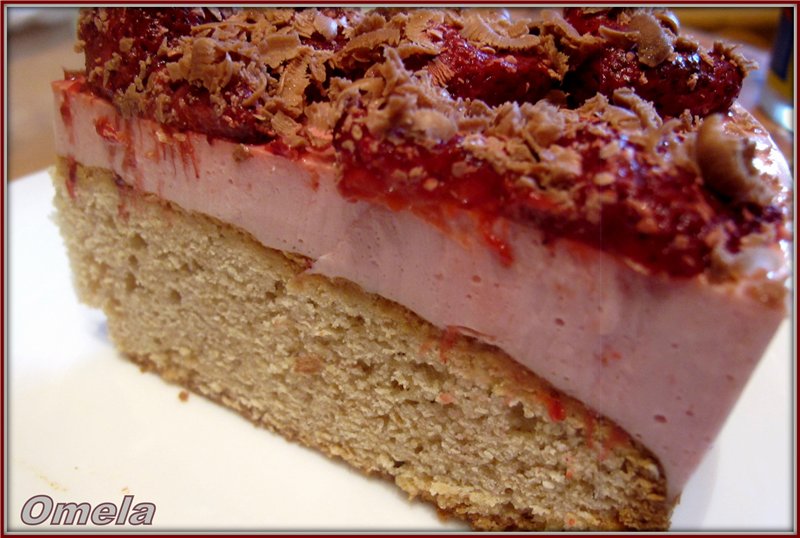 Strawberry-yoghurt biscuit cake (without eggs)