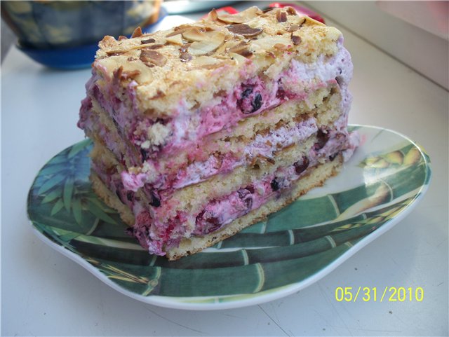 Heavenly cake