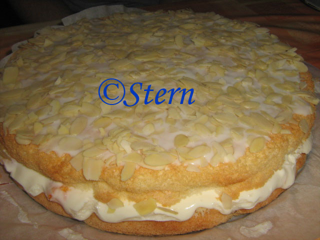 Sponge cake with curd jelly Aromatic