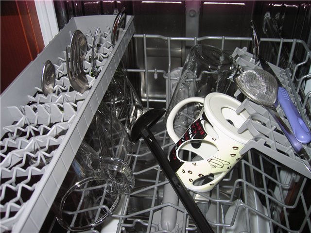 Hogyan tegyük az edényeket a mosogatógépbe