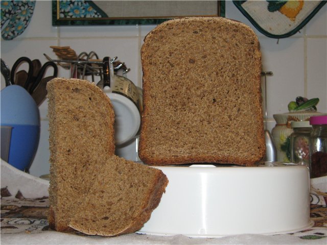 خبز القمح الجاودار مع دقيق الحبوب الكاملة فلاح