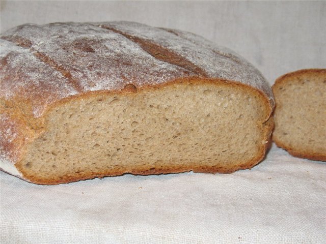 Darnitskiy brood met zuurdesem van kefir in een broodbakmachine