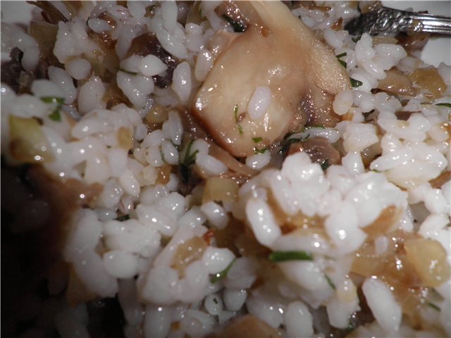 Kaczki z ryżem i grzybami