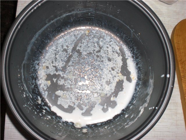 Pearl barley porridge according to Pokhlebkin in a multicooker Panasonic SR-TMH18