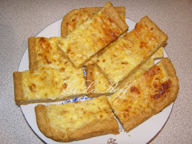 Pai med smeltet ost i en Panasonic SR-TMH18 med flere kokere