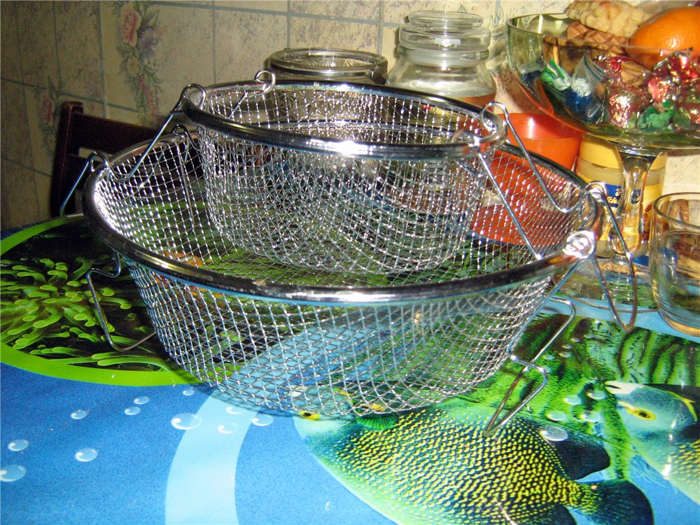 Sieve-steamer, bags, baskets, nets for cooking, deep frying and blanching