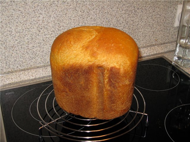 خبز البصل مع الجبن في صانع الخبز