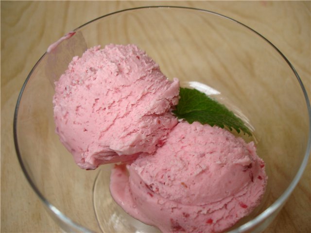 Cherry ice cream