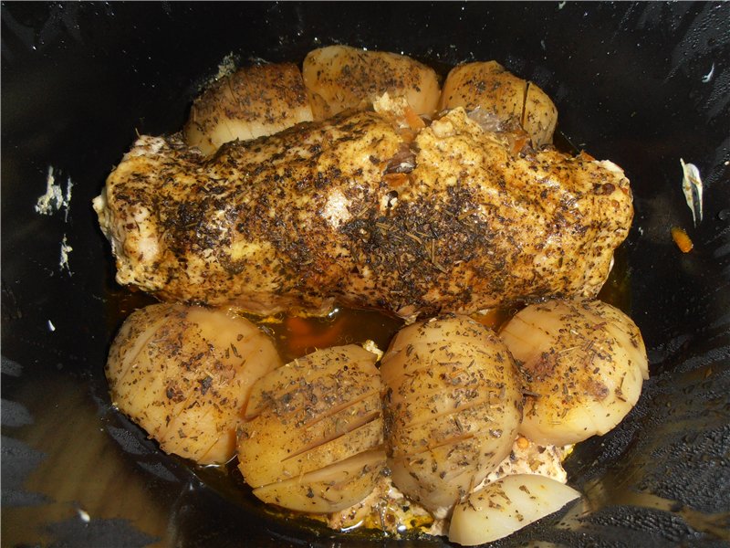 רולדת עוף בדואט עם תפוחי אדמה (תנור רב לחץ 6051)