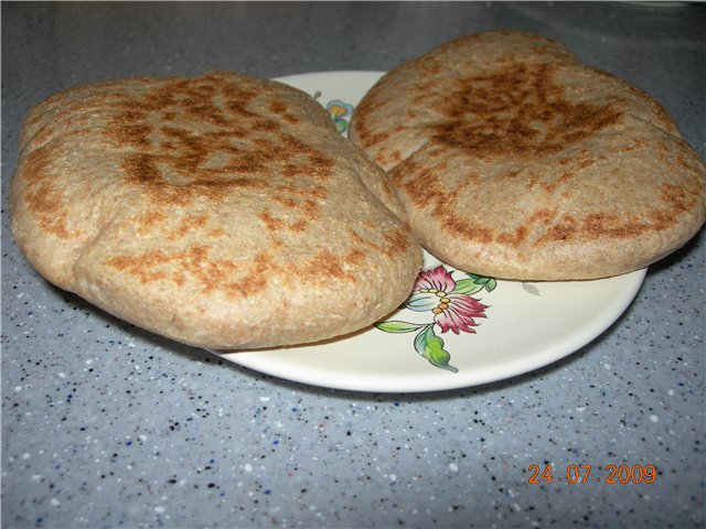 Semolina cakes in a pan