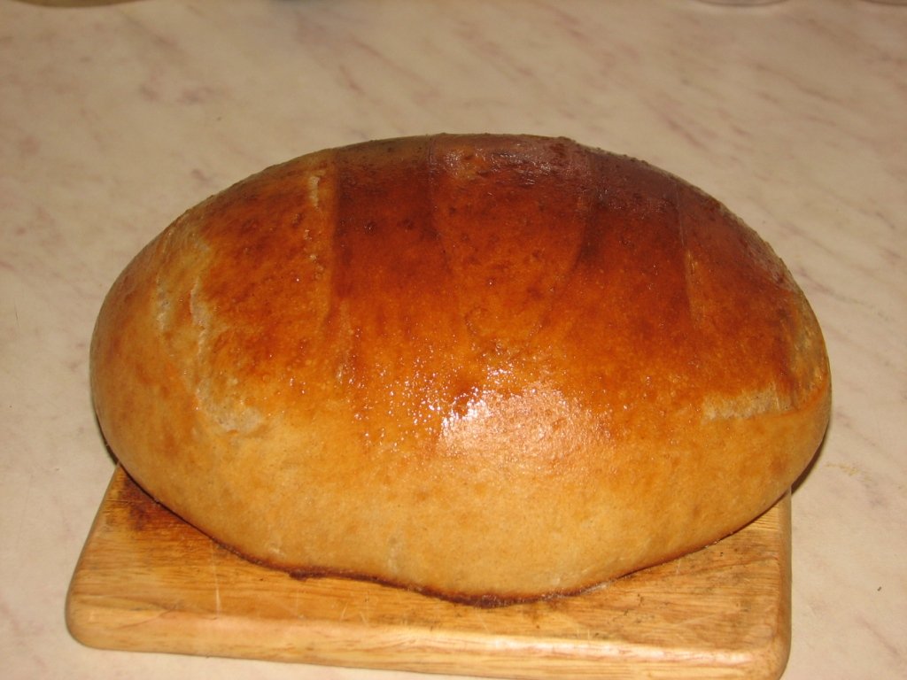 לחם מחמצת בתנור