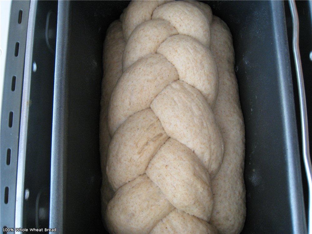 قمح 100٪ خبز حبوب كاملة (من دقيق كينج آرثر حبوب كاملة)