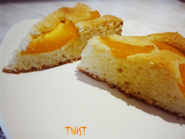 Almond honey cake with apricots