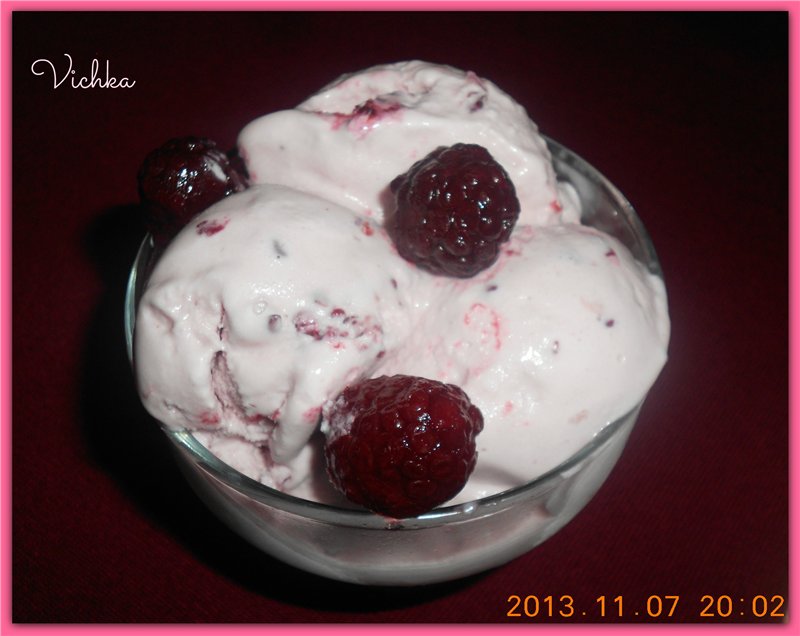 Ice cream maker Brand 3811