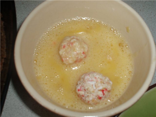 Crab balls (microwave)