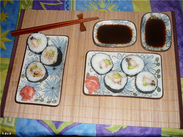 Home-style sushi rolls