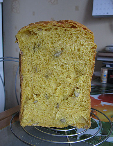 Pumpkin cream bread in the oven