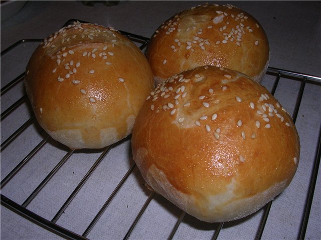 Imperial buns (Kaiserbrotchen)