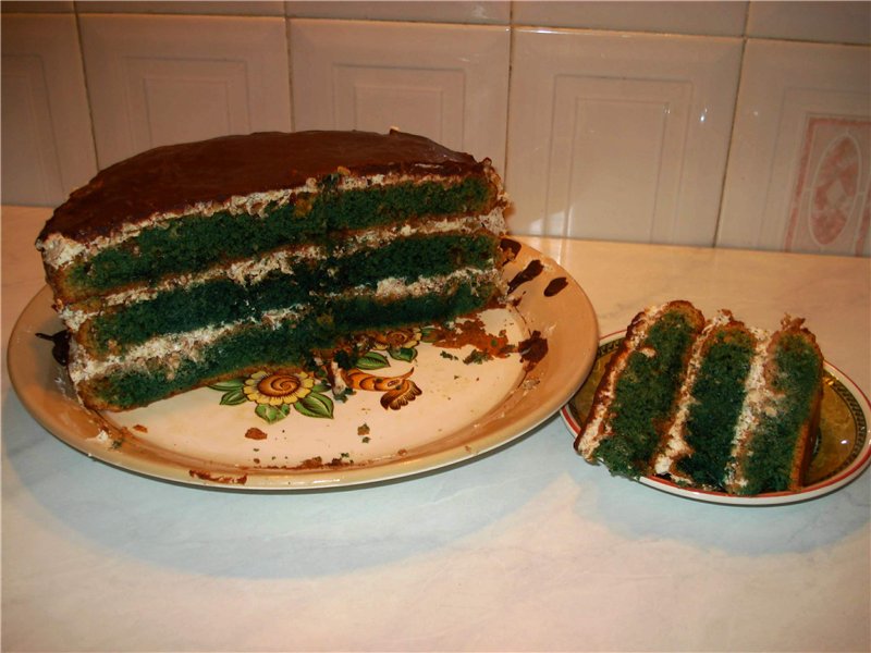 Green cake with halva