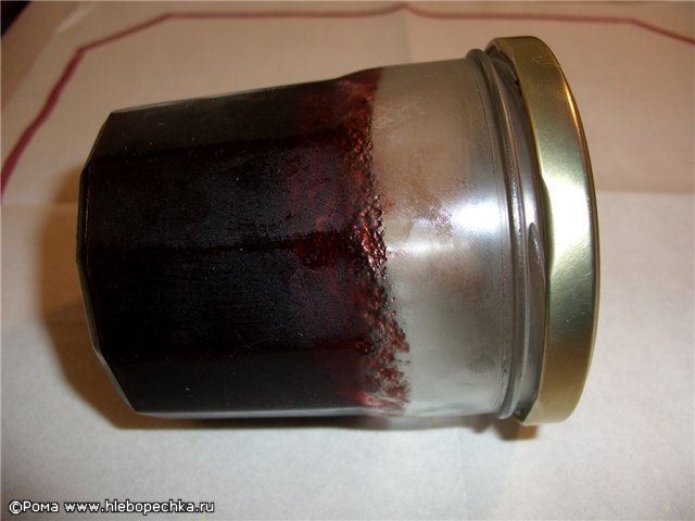 Cherry jam with red wine