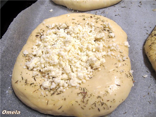 Tortillas con queso feta "Gabrovskie pyrlenki"
