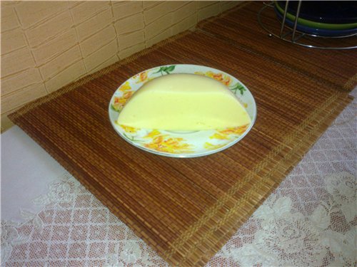 גבינה ביתית טבעית מווורט (הכנה שלב אחר שלב)