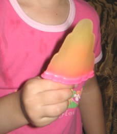 Ice cream molds and spoons