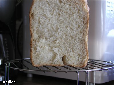 خبز فرنسي في صانعة خبز
