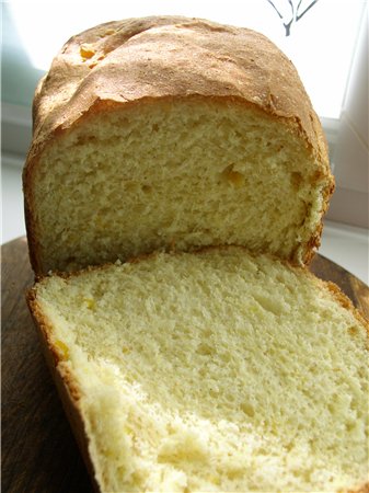 Chleb kukurydziany w wypiekaczu do chleba