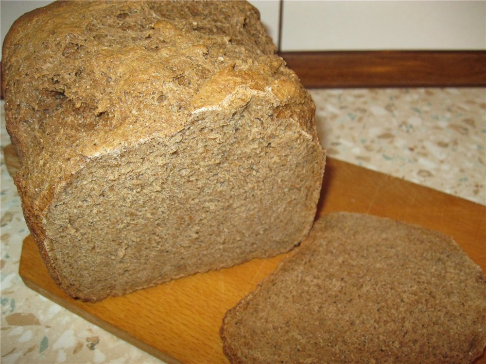 Whole grain wheat-rye bread