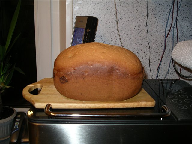קאפקייק עם צימוקים, משמשים יבשים ושומשום (יצרנית לחם)