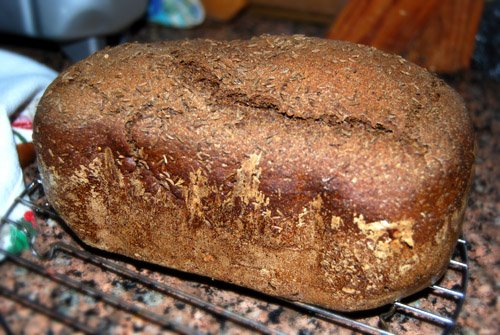 לחם שיפון פודינג הוא אמיתי (כמעט נשכח). שיטות אפייה ותוספים