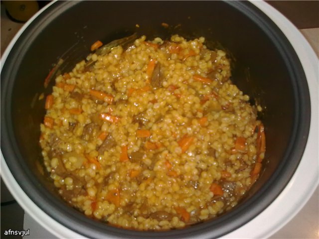 Beef heart with barley in tomato sauce (Multicooker Panasonic SR-TMH 18 LTW)