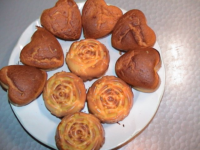 Light curd muffins