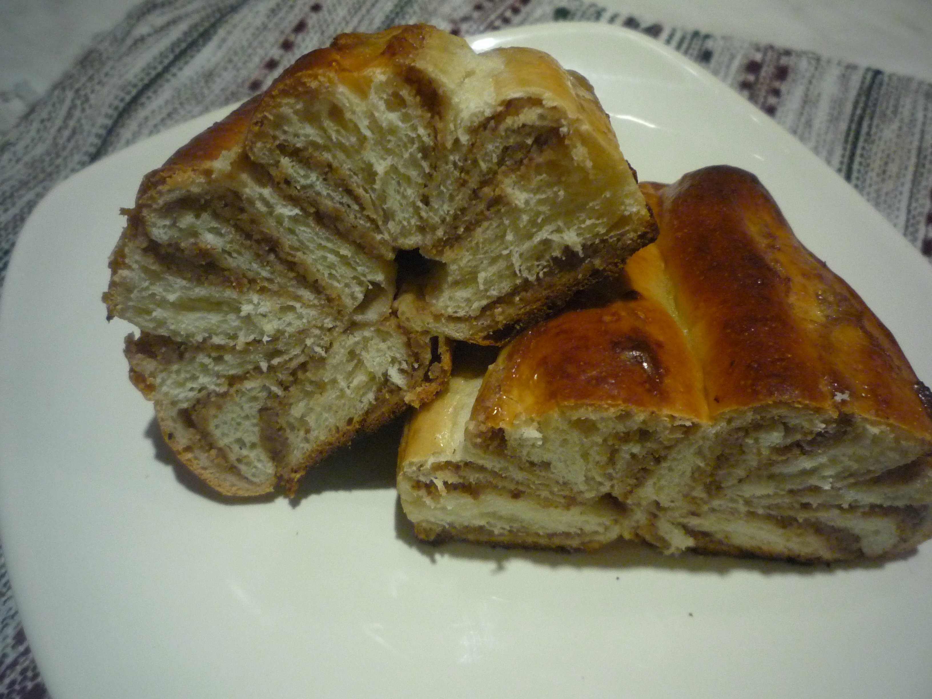 Broodjes met notenvulling
