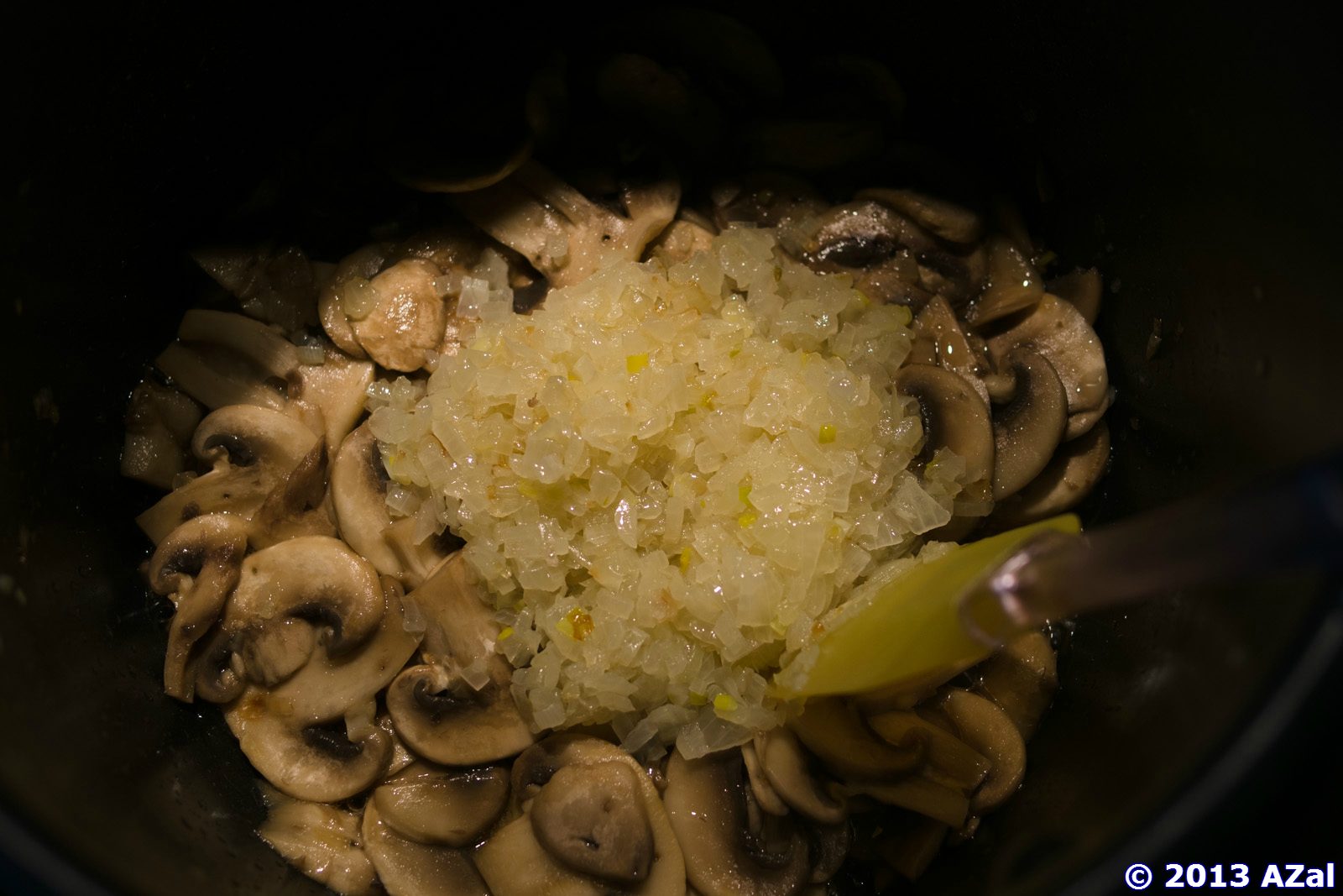 Gachas de trigo sarraceno con champiñones y cebollas (multicocina Moulinex Minute Cook CE4000)