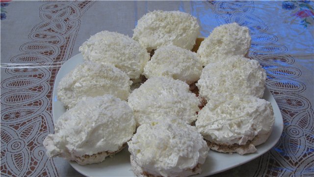 Meringue Coconut