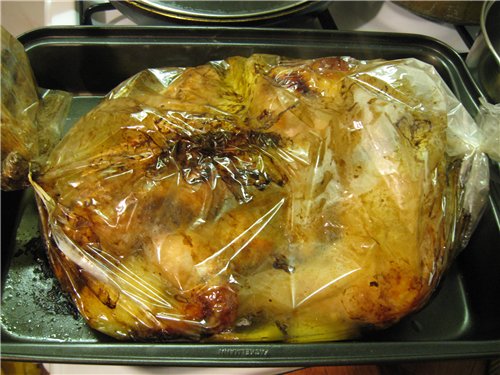 Chicken with potatoes in a roasting sleeve
