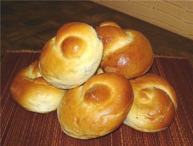 Broodje met maanzaad (Khashkhashli cherek)