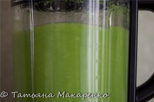 Zupa-przecier z zielonego groszku i brokułów w Zauber ECO-580