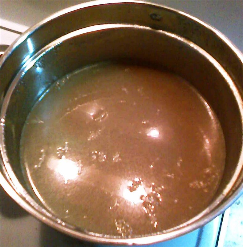 حساء البصل (على أساس ليون)