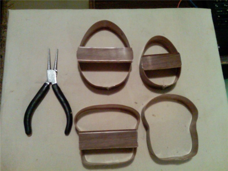 Homemade gingerbread cutters. Templates and stencils