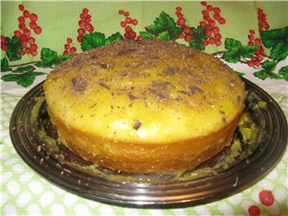 Cake met citroenglazuurroom in een multikoker Panasonic SR-TMH18