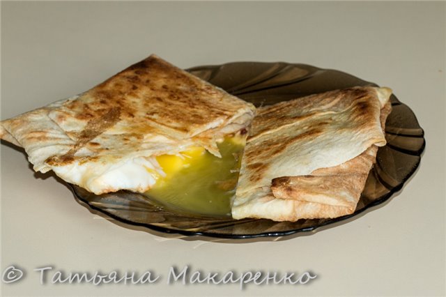 A quick breakfast of pita bread (in any electric pan)