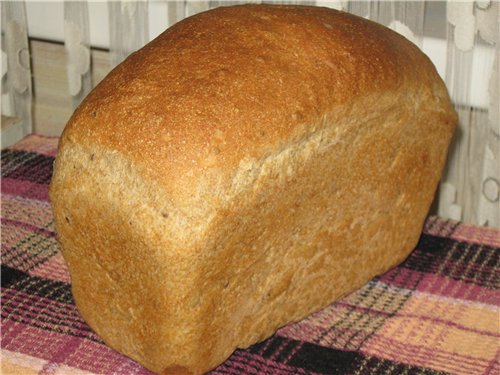 خبز الحبوب الكاملة مع السميد وبذور الكتان