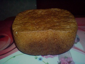 Rye bread with a beautiful roof (bread maker)
